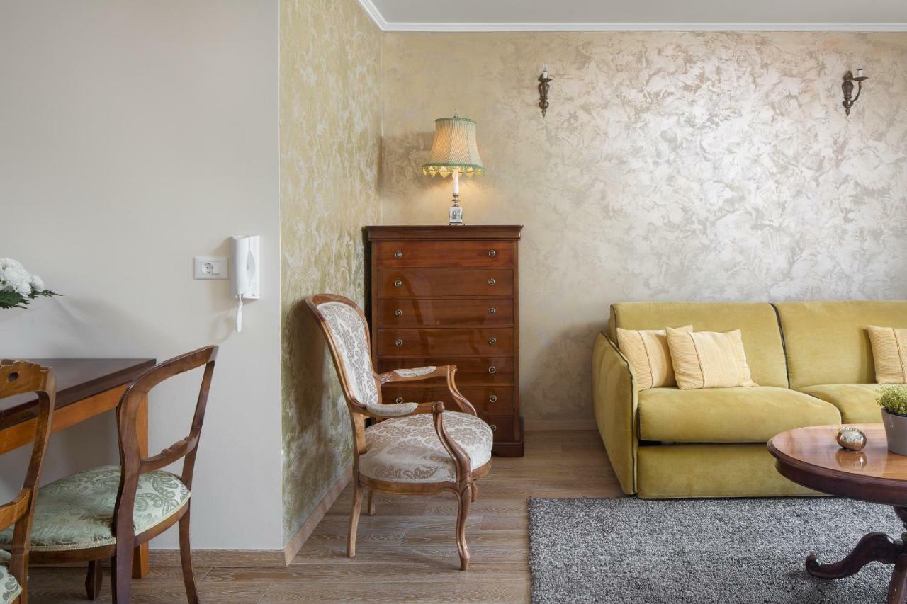 Valdibora Sea View Residence Rovinj Exterior photo